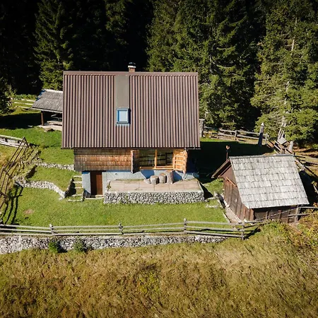 Alpstuga Veselka - In The Woods *